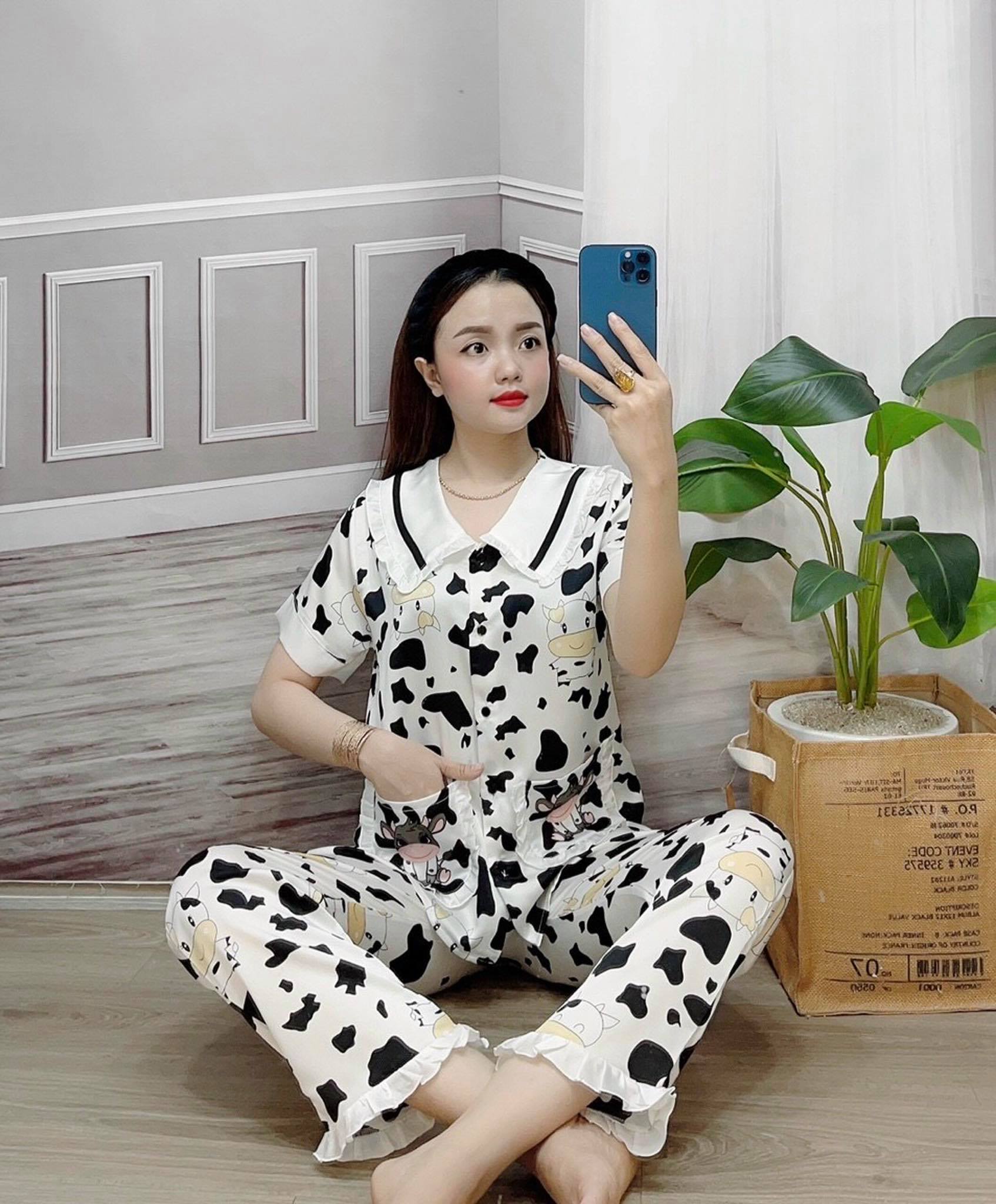 Đồ bộ ngủ mặc nhà pijama tiểu thư, tay ngắn cánh dơi quần dài, vải lụa satin siêu mềm mại cao cấp dễ thương