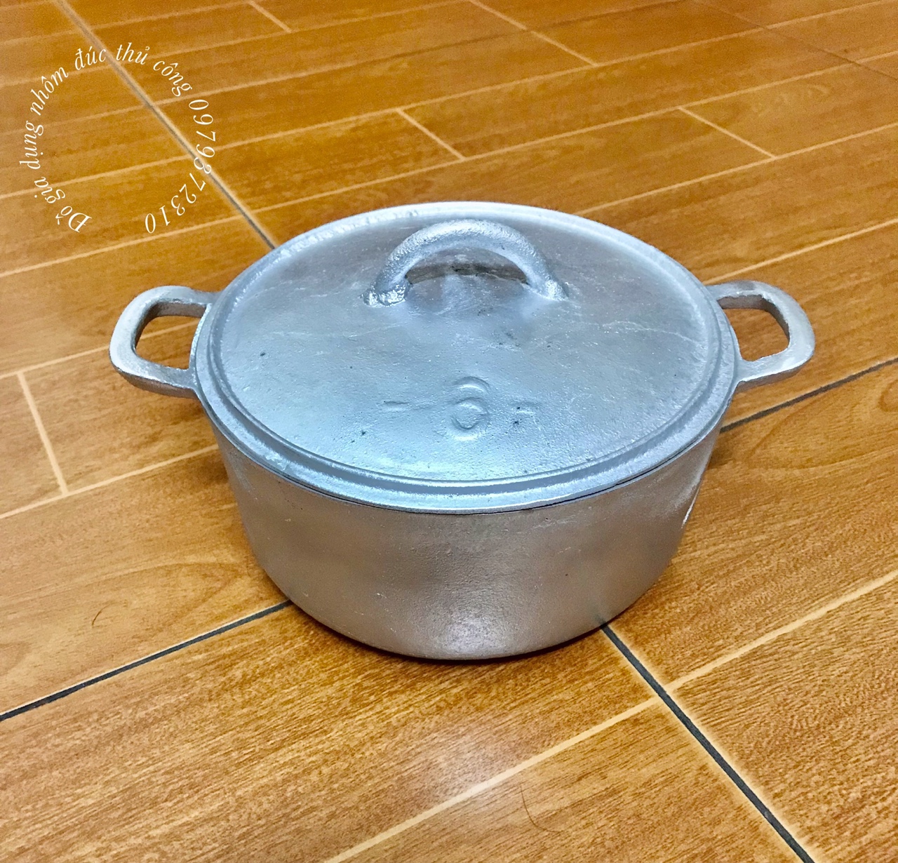 Nồi gang đúc thủ công làng nghề số 6