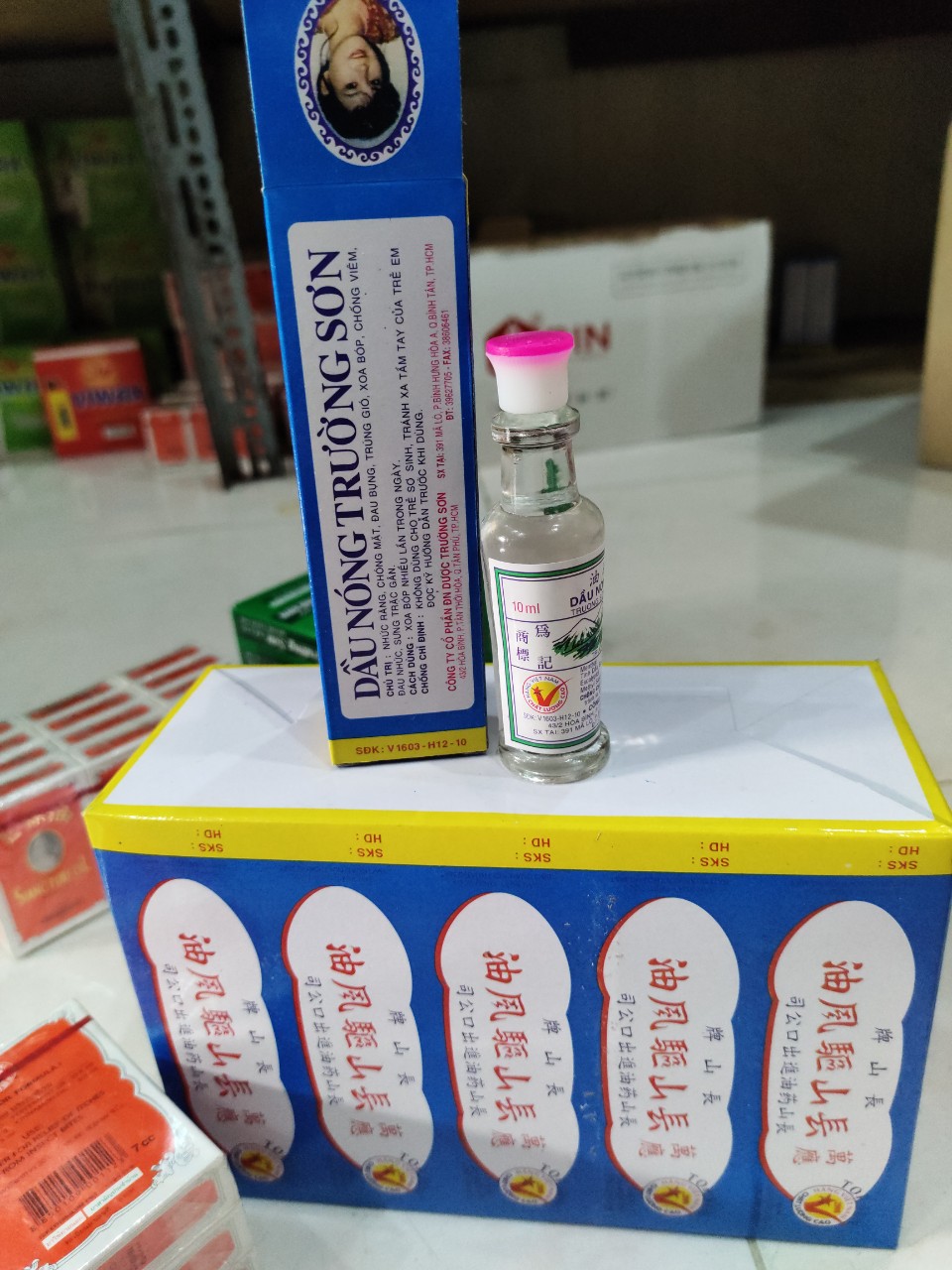 1 hộp 5 chai dầu nóng trường sơn 10ml