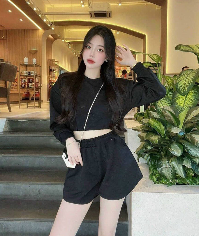 Set Nữ năng động vải dày dặng tay dài phù hợp đi chơi, đi dạo thời trang HARI