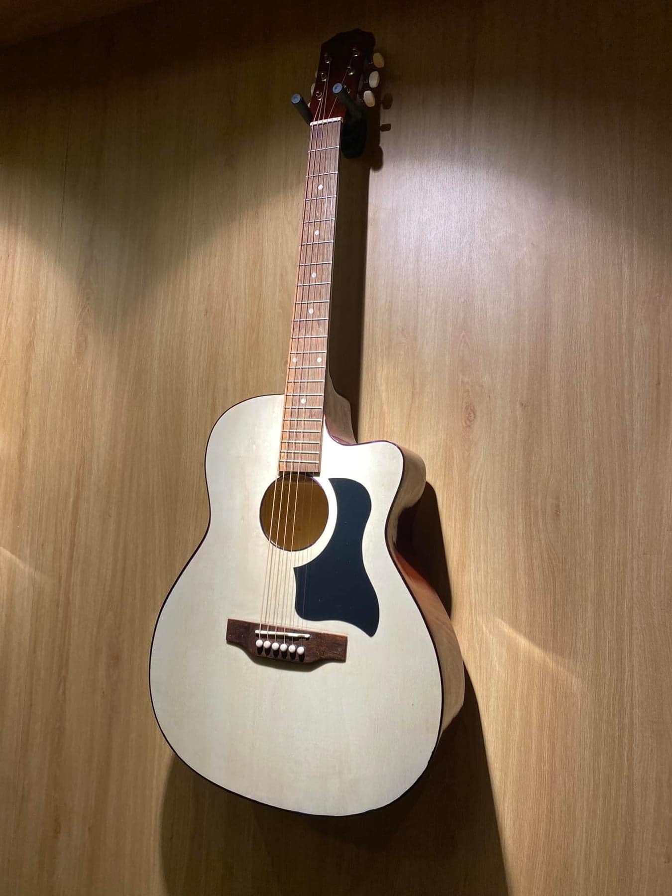Guitar Acoustic J100 Giá Xưởng Dành Cho Các Bạn Mới tập - Kèm Khóa Học Online