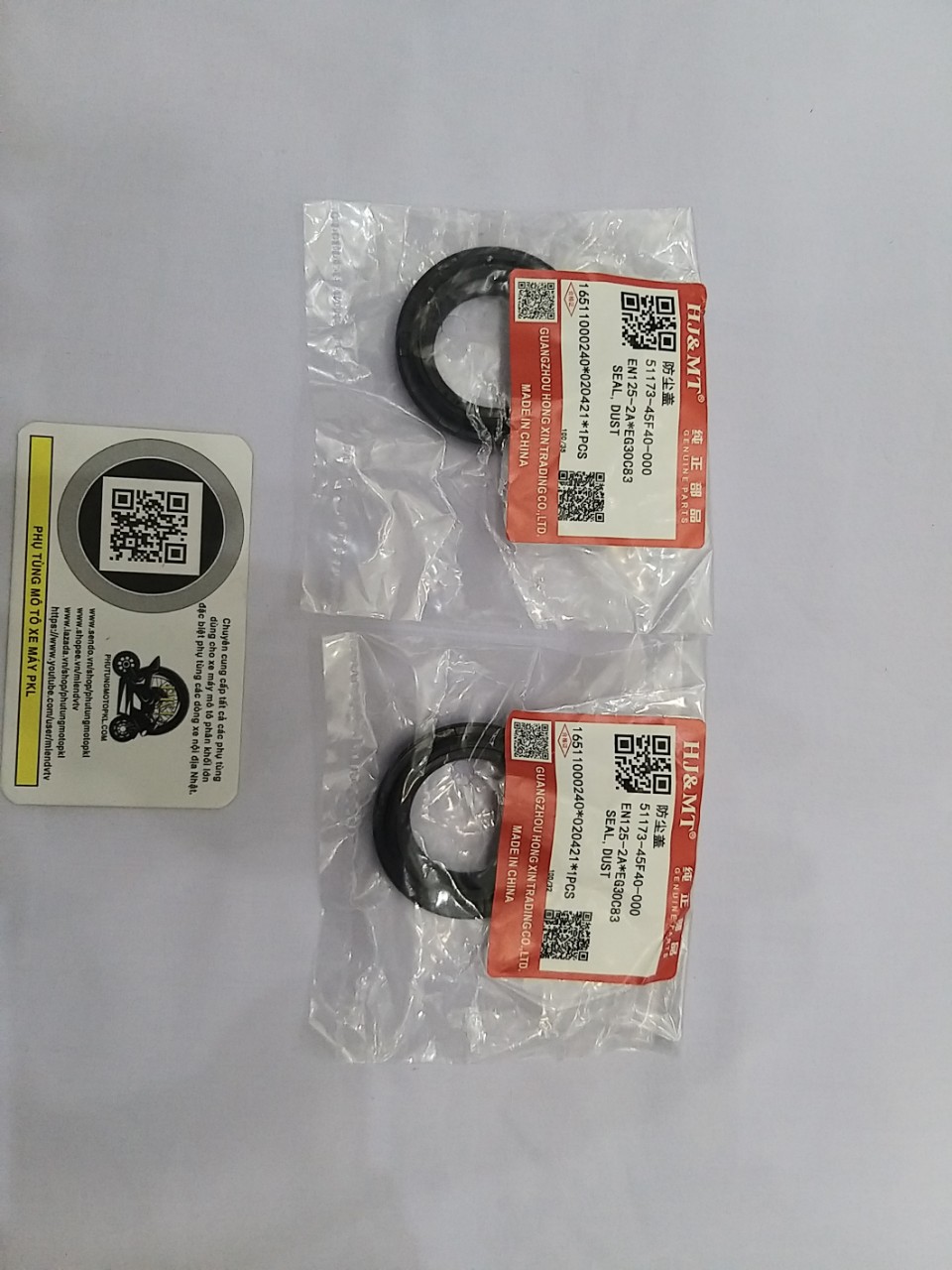 Phốt phuộc trước phốt bụi Suzuki EN150 125 HJ125 ty 30x40.7x49x13 Hàng chính hãng SUZUKI 1 cặp