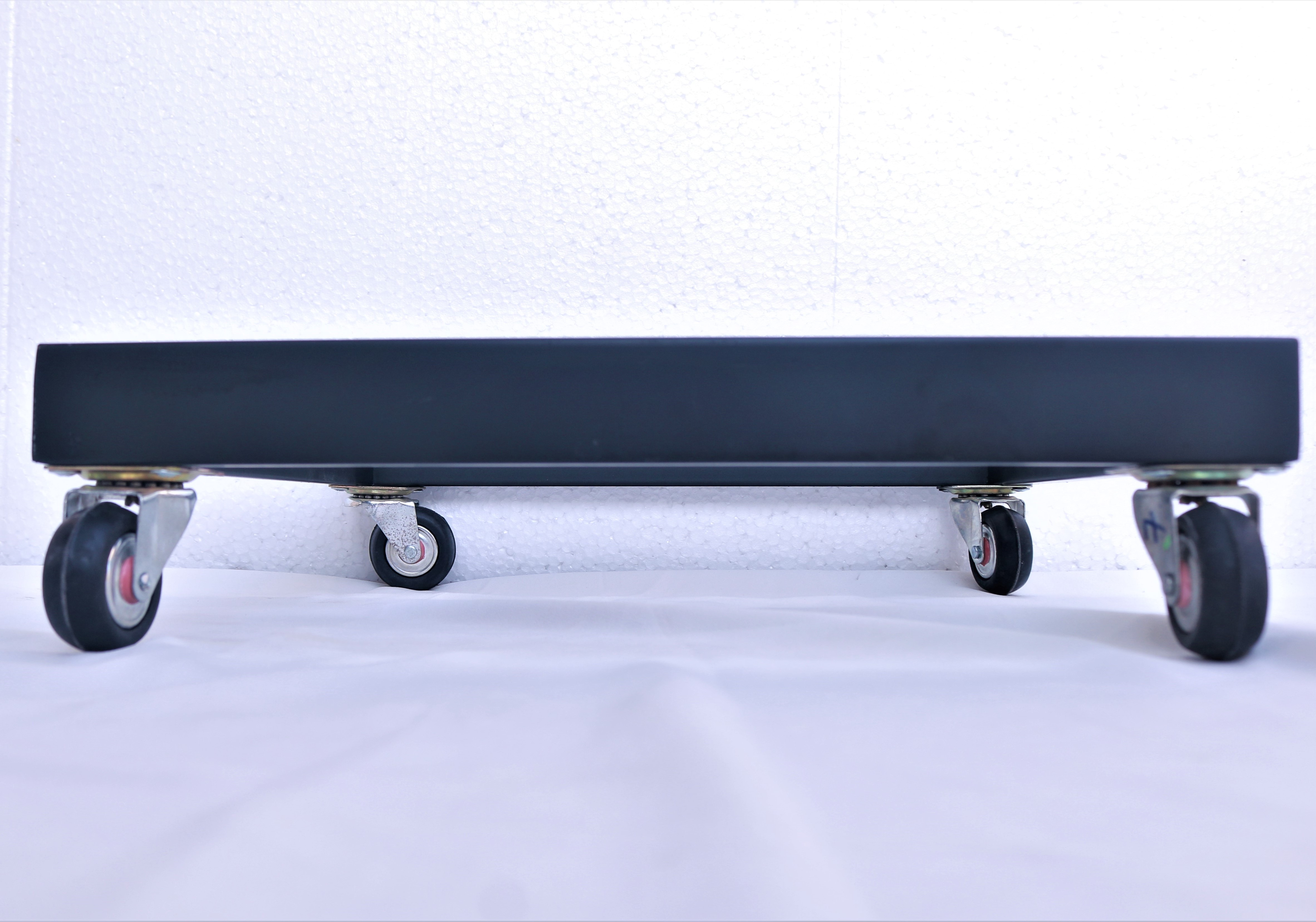 Đế Lót Chậu Trồng Cây - Khay Lót Chậu Trồng Cây, Chậu Hoa - Có Bánh Xe Di Chuyển Tiện Lợi - (KT:30cm x 30cm)