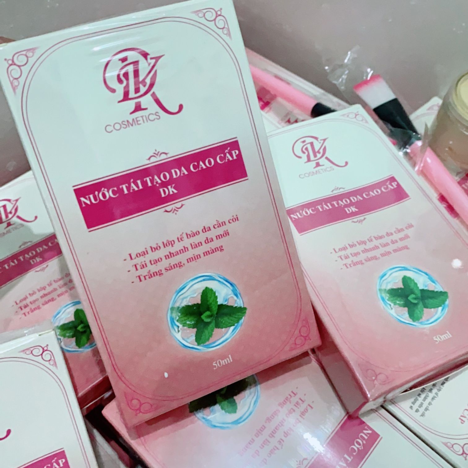 Nước lột thay da sinh học, tái tạo da cao cấp DK