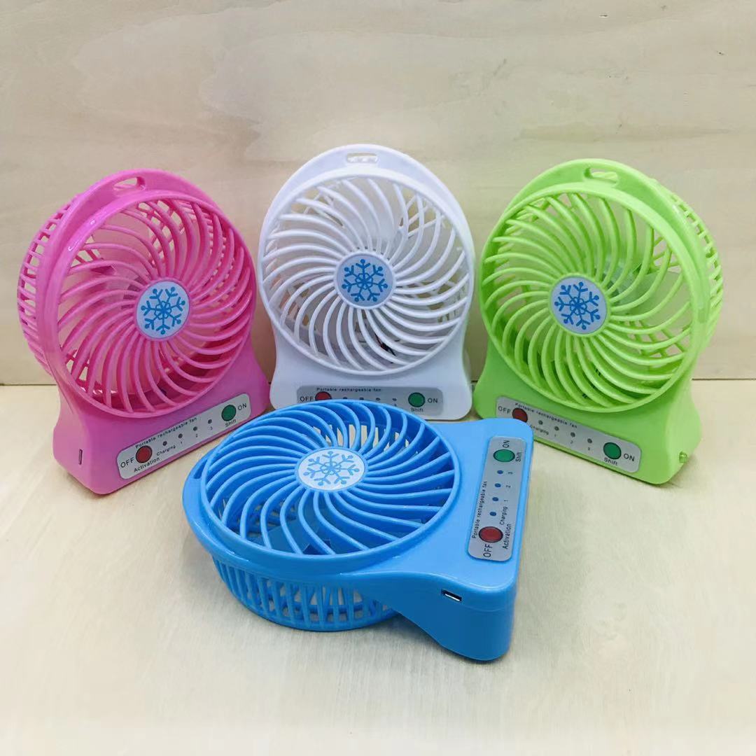 Quạt sạc mini 3 tốc độ siêu mát giá rẻ（Màu ngẫu nhiên）