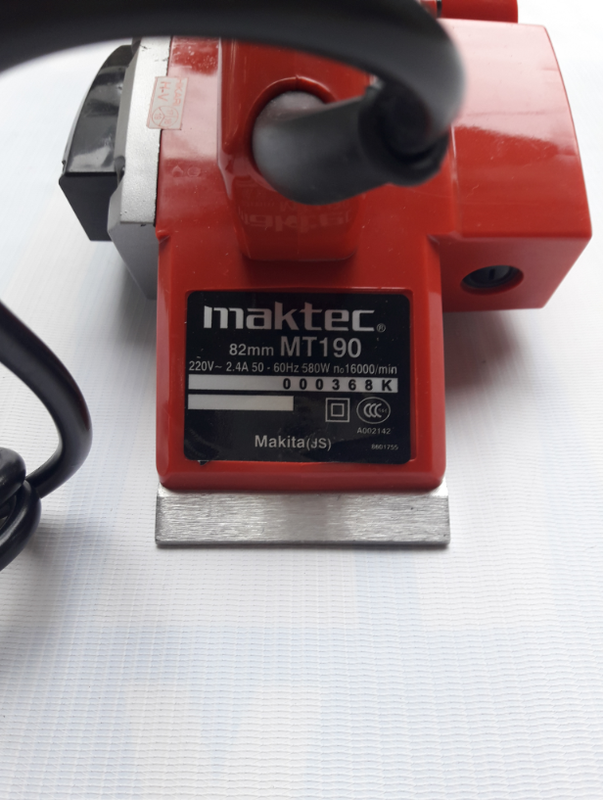 Máy bào gỗ maktec 190 công suất 580w dây đồng 100%