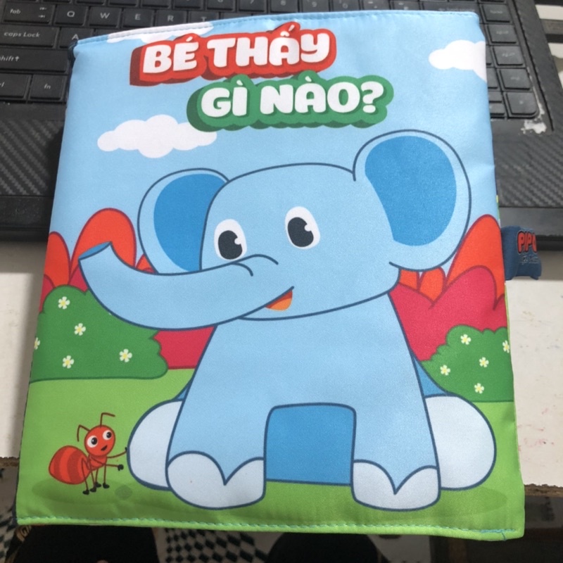 Sách vải tương tác BÉ THẤY GÌ NÀO giúp bé khám phá thế giới xung quanh