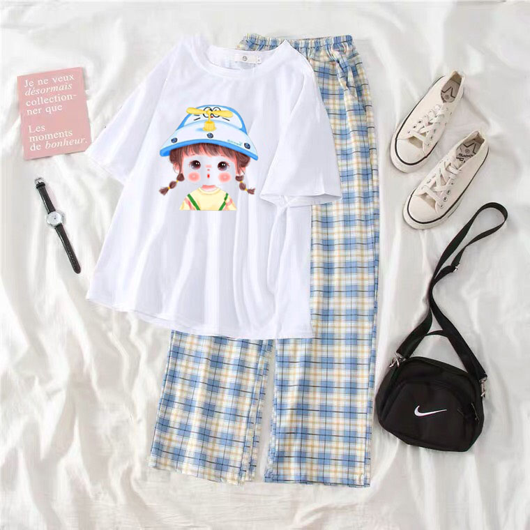 Sét áo Phông Bé socute + quần kẻ xanh, Áo Thun From rộng mặc cho nam và nữ, chất đẹp, rộng rãi thoải mái, Quần suông ống rộng, Quần kẻ, Sét bộ mặc ở nhà - LEEDA