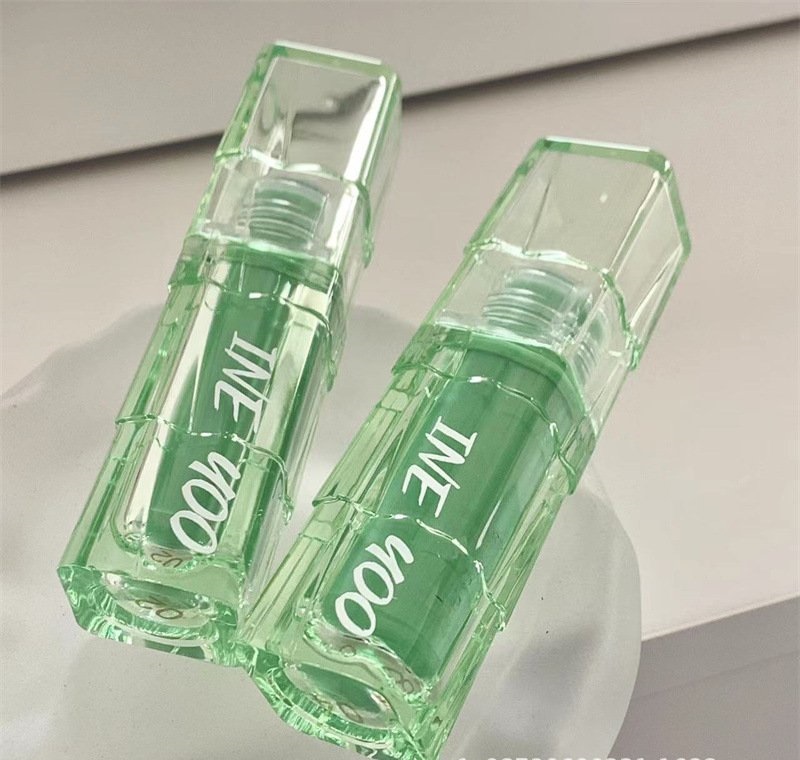 Son kem lì ineyoo green mềm mịn như nhung mềm môi