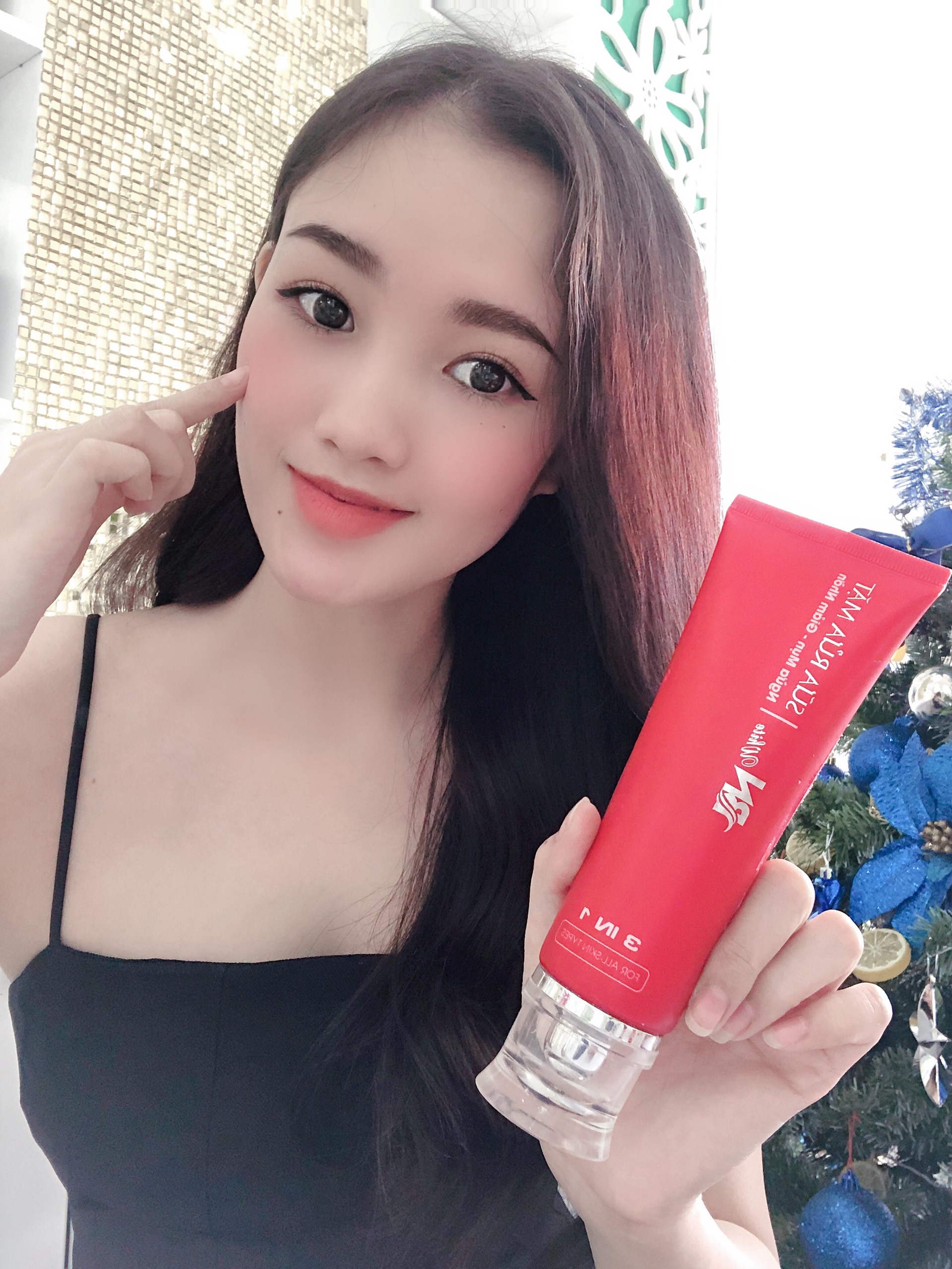 Sữa rửa mặt detox 3in1 bn white