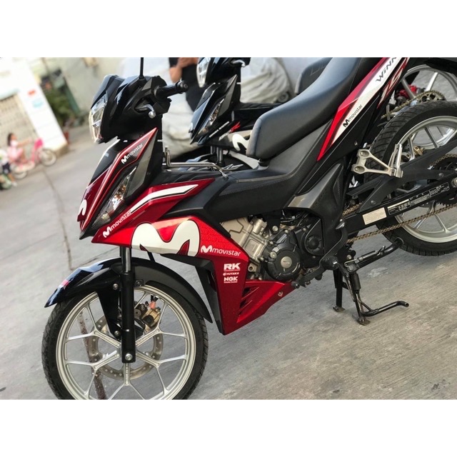 Tem rời Winner Movistar dán xe đỏ