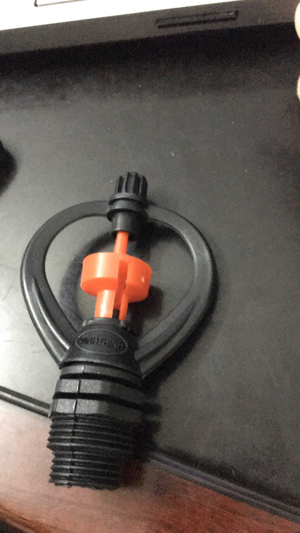 Bộ 10 Béc tưới phun mưa thân xoay 360 độ ren ngoài hoặc  ren trongi 21-27mm - BTPM360TRN