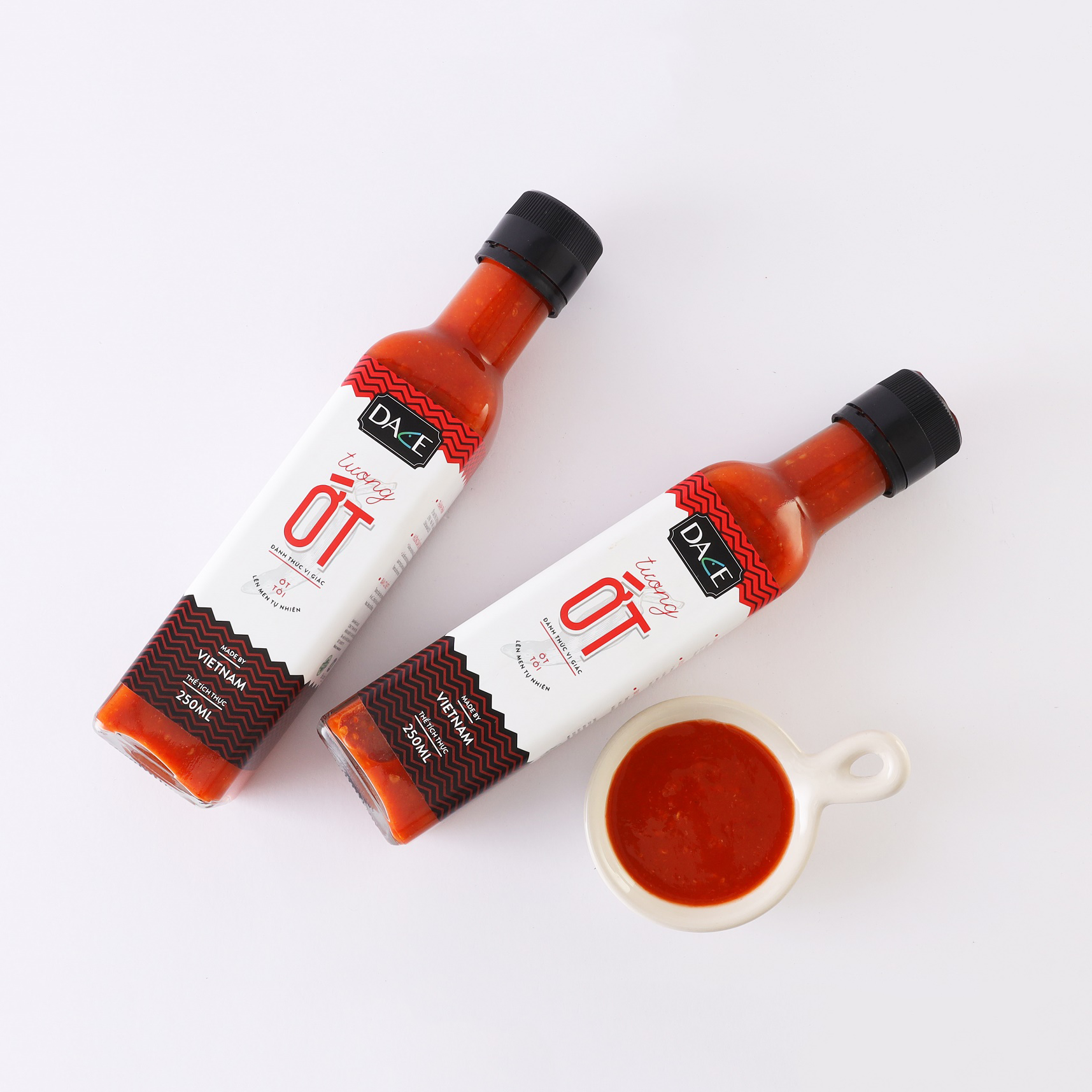 Tương Ớt DACE 250ml Hương Vị Cổ Truyền, Lên Men Tự Nhiên - Đậm Vị Cay Nồng Đặc Trưng Của Ớt