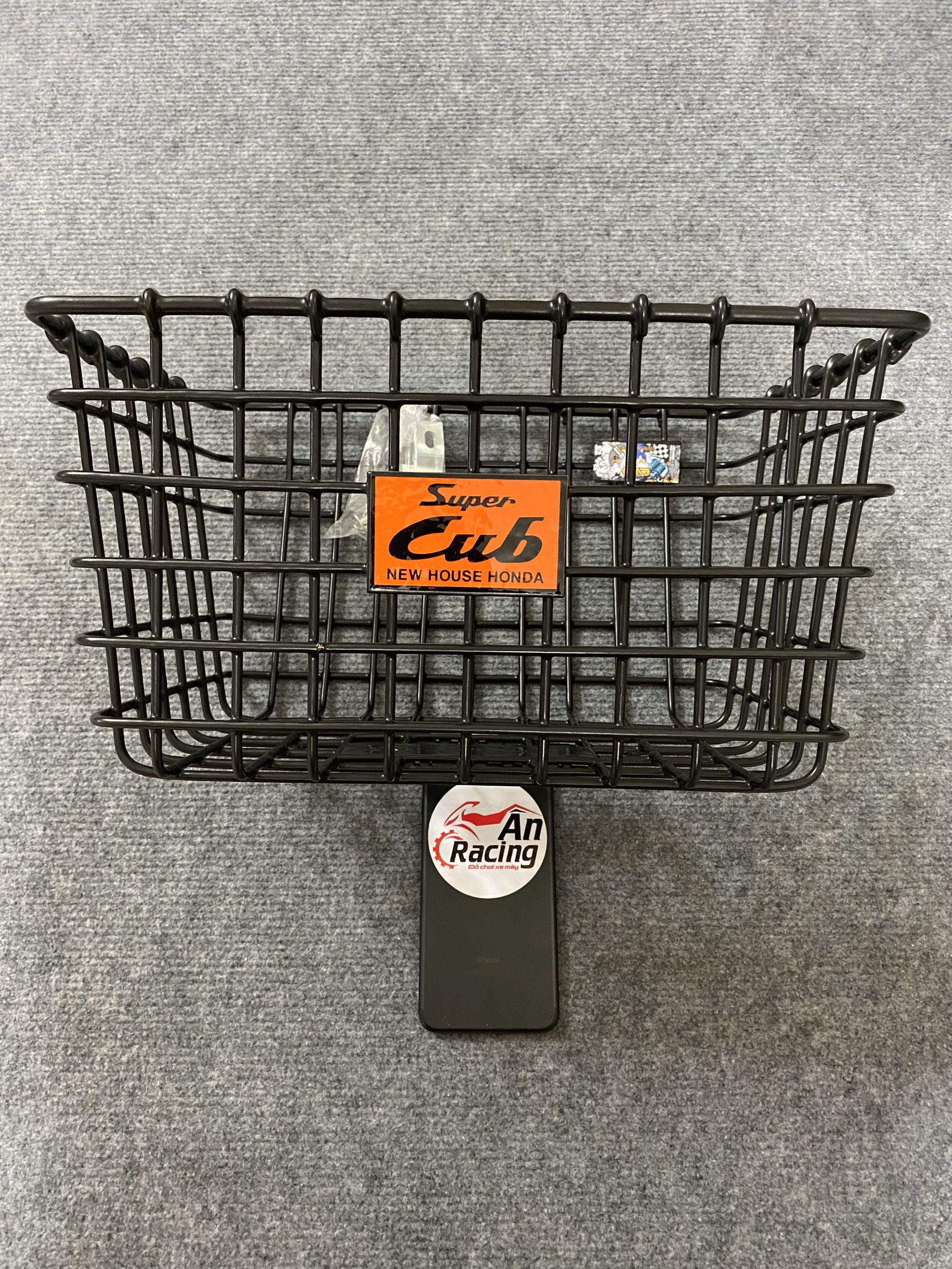 Rỗ dành cho xe super cub - dream mẫu mới màu đen