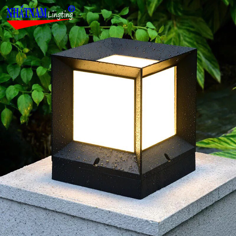 Đèn trụ cổng nhôm đúc hiện đại kích thước 20x20cm