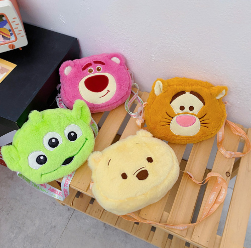Túi đeo chéo hình gấu teddy nhồi bông đáng yêu