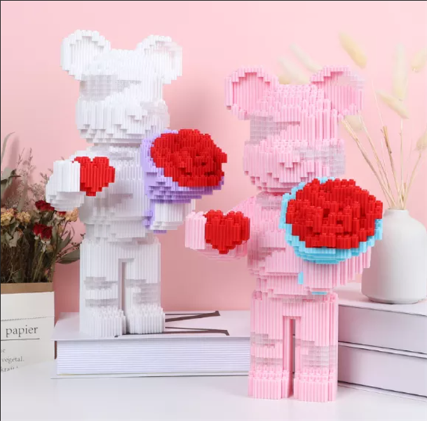 Mô hình lắp ráp lego bearbrick cầm hoa hồng, gấu ôm hoa cầu hôn mẫu siêu hot có đèn led