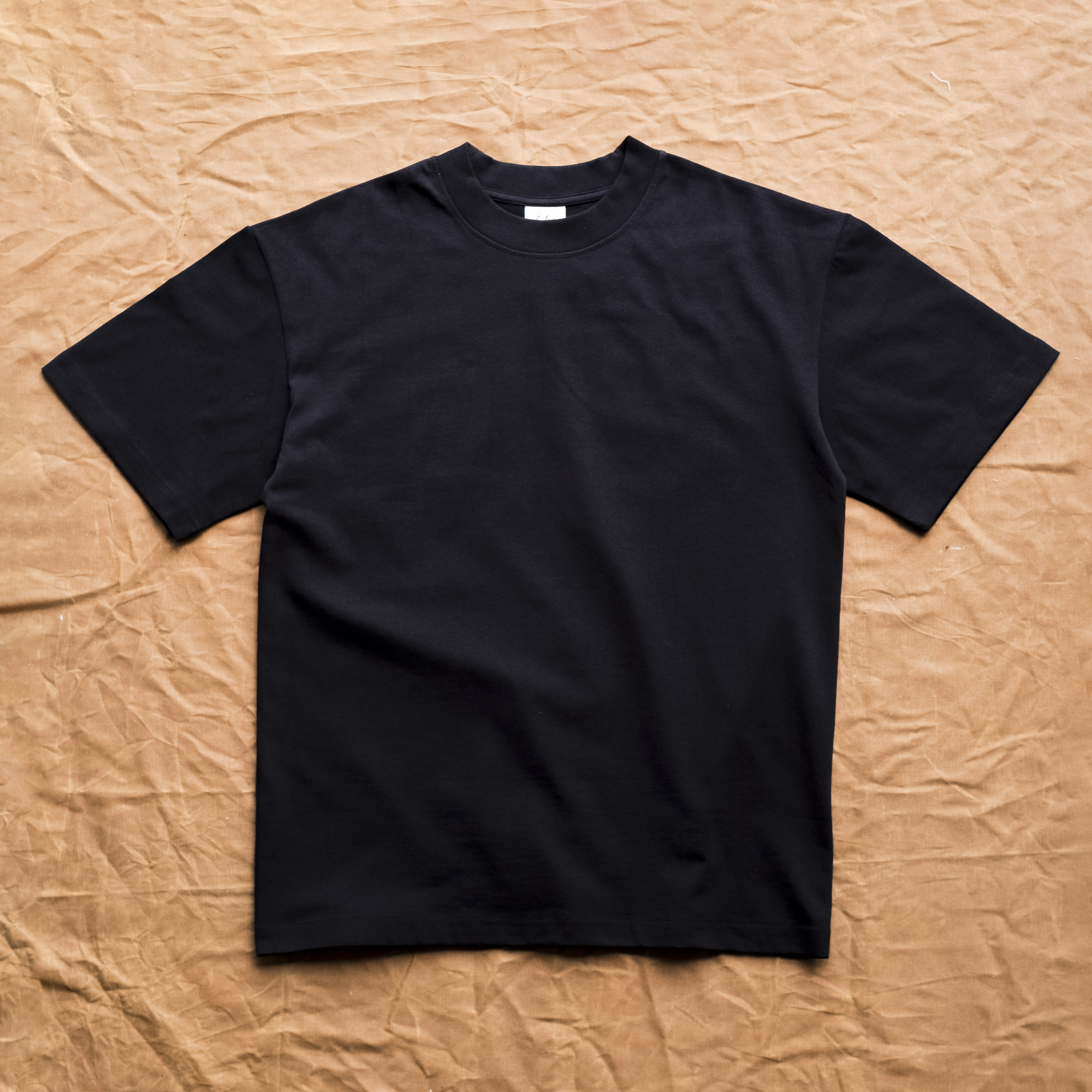 Áo thun cotton trơn màu Đen | Salax Saler