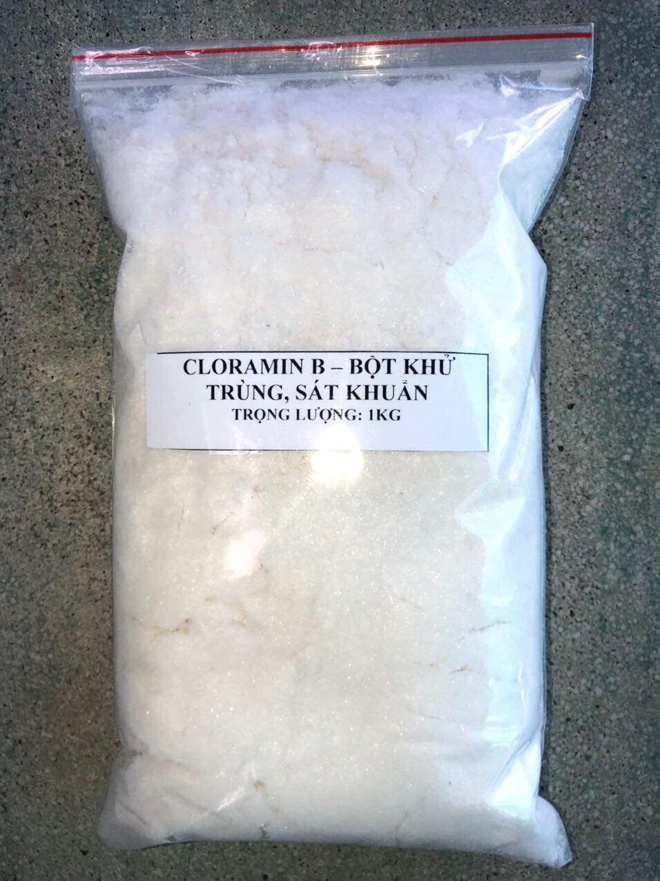 Cloramin B , dung dịch sát khuẩn. Ngăn ngừa dịch bệnh