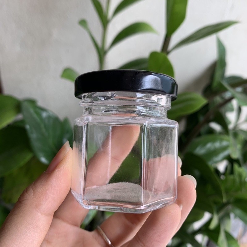 Lọ thuỷ tinh lục giác 50ml nắp thiết