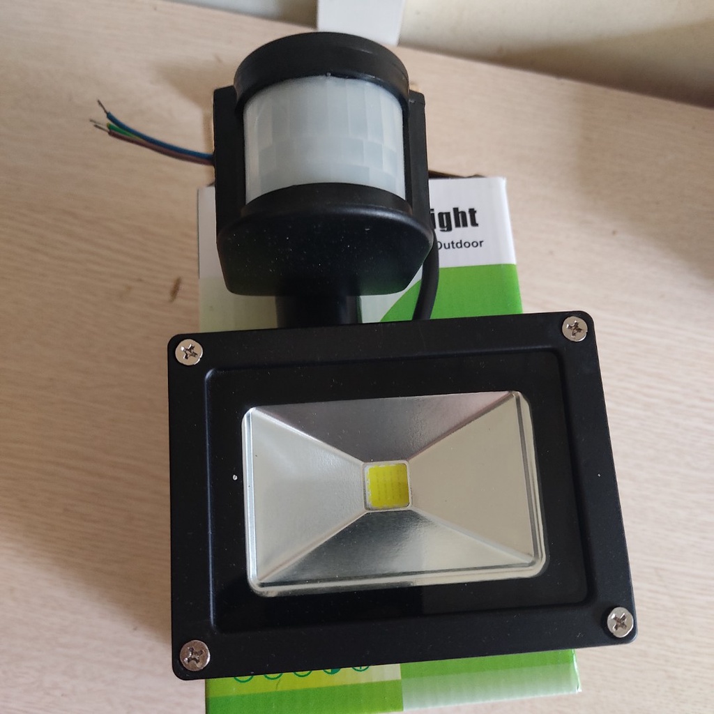 Đèn pha led cảm ứng chống trộm led 10w ánh sáng led trắng