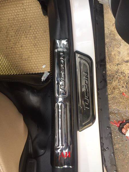 Ốp bậc trong ngoài titan theo xe hyundai tucson 2015 - 2019