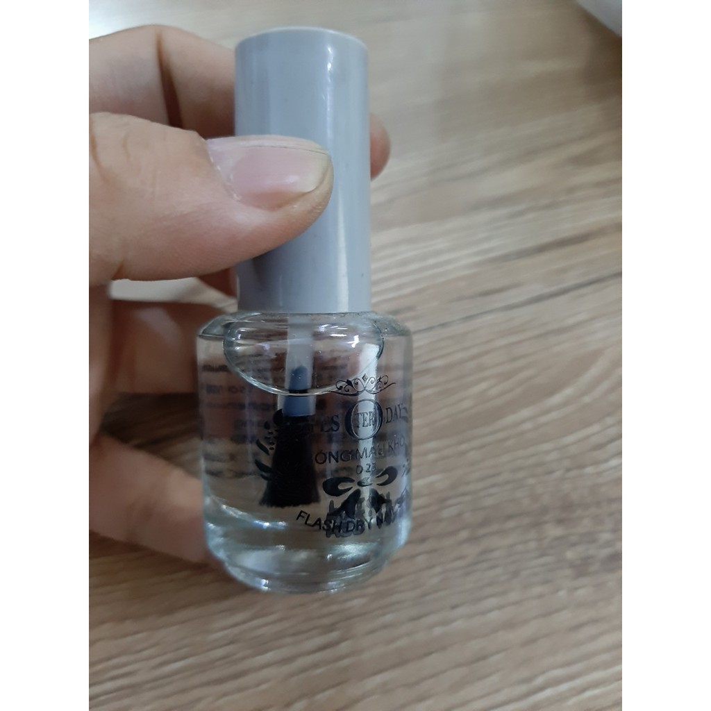 Sơn bóng, sơn phủ bóng-Dụng cụ vẽ Tâm Tâm