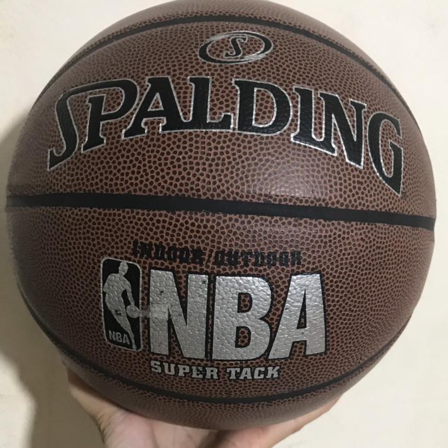 Bóng rổ số 7 spalding nba da pu đạt tiêu chuẩn thi đấu tặng kim bơm