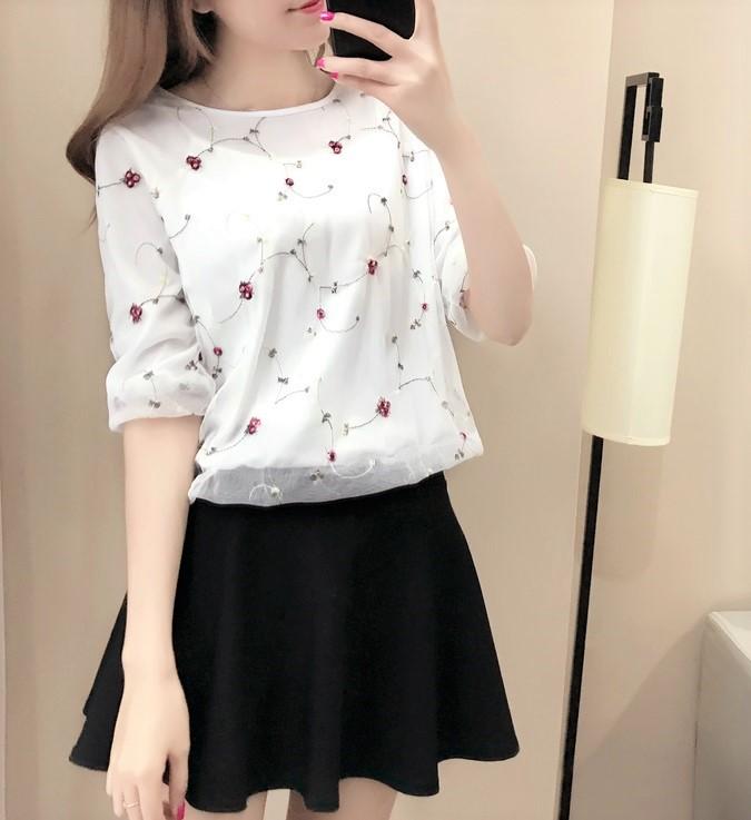 Áo kiểu nữ ren hoa thêu đẹp