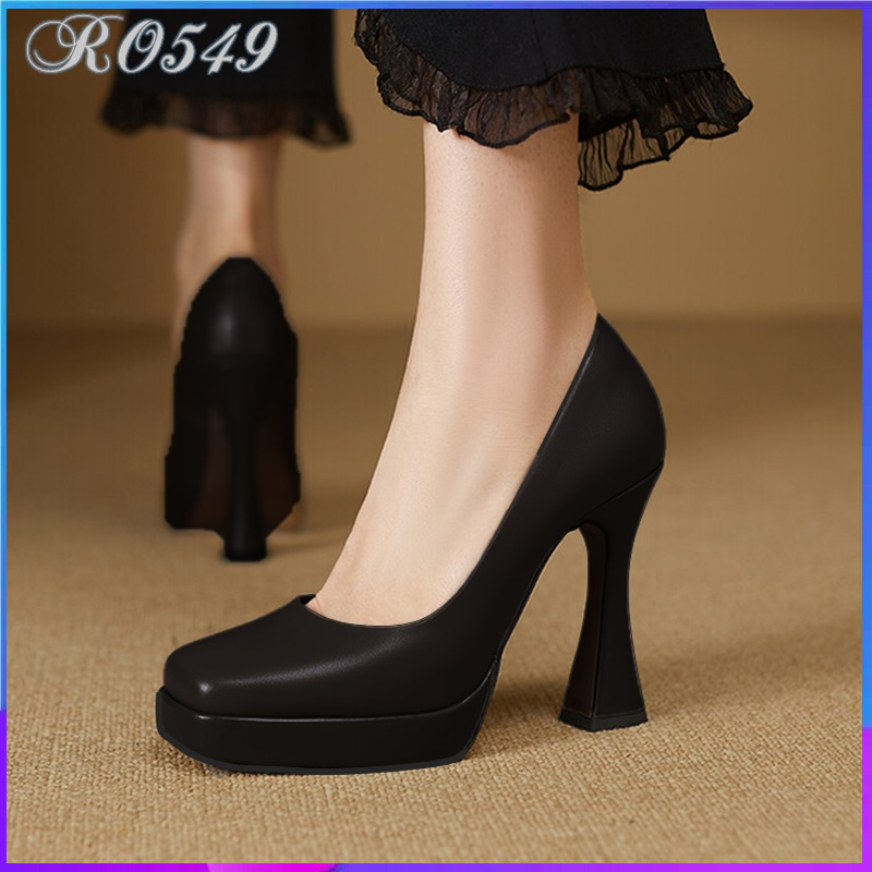 Giày cao gót nữ đẹp bít mũi 9cm hàng hiệu rosata hai màu đen chì cao cấp ro549