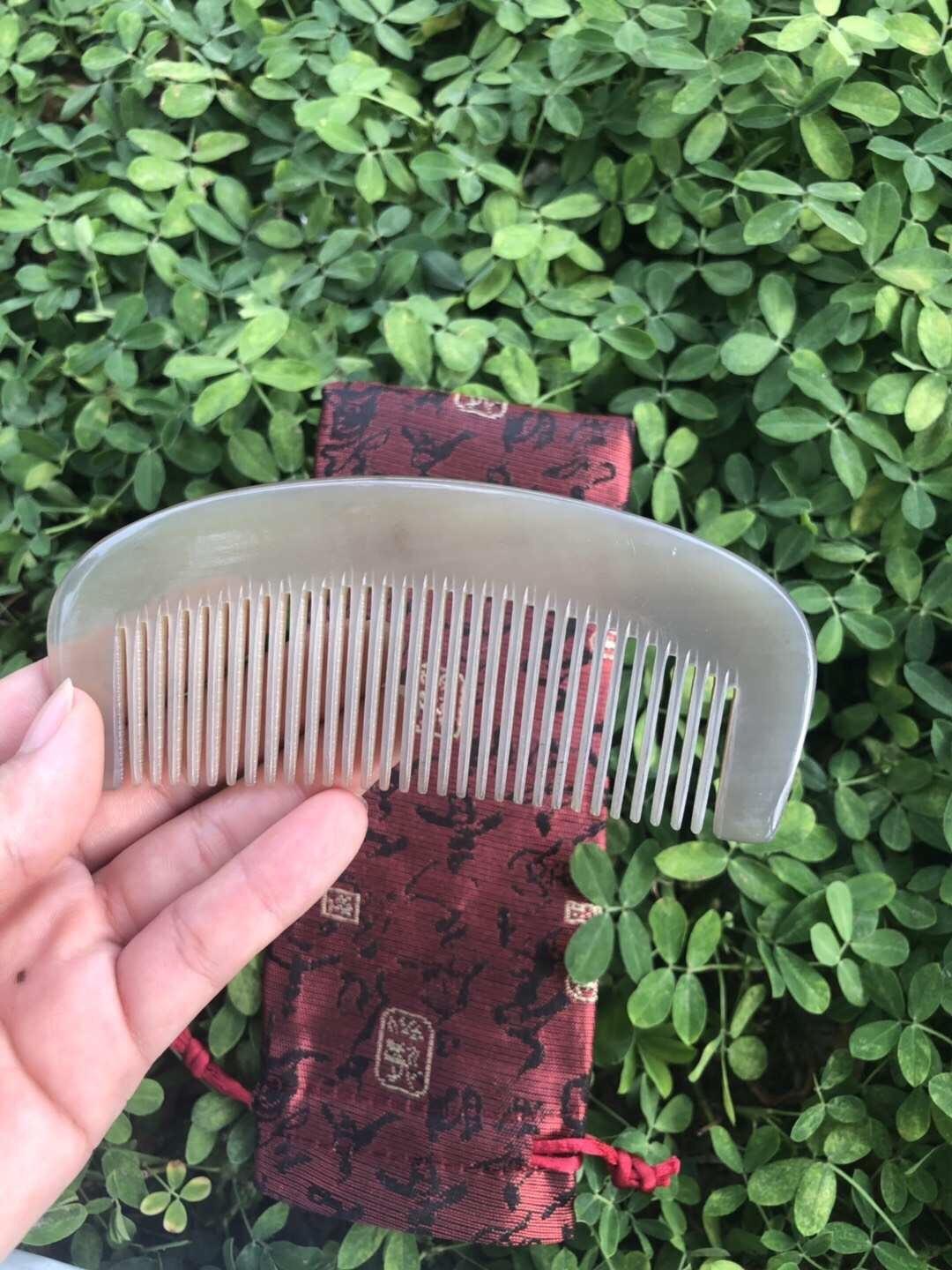Lược sừng bò