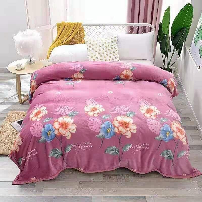 [HCM]Chăn Lông Tuyết Xuất Hàn Chăn Văn Phòng Chăn Tuyết Nhung Họa Tiết Nhiều Hình Cực Xinh Chất vải Mềm Mịn. Kích Thước Lớn:200x230CM.