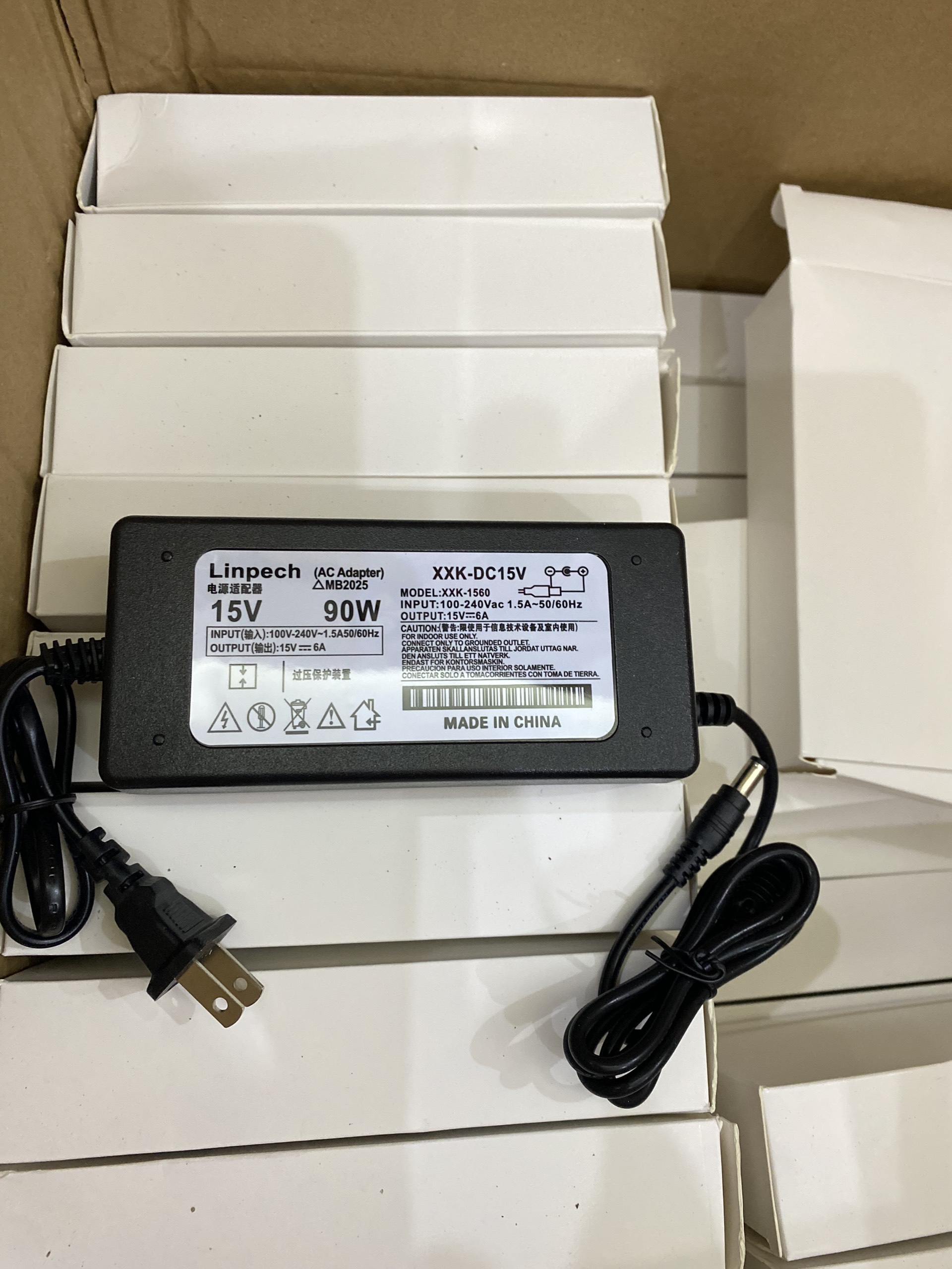 Adapter nguồn sạc loa kéo 15v-6a