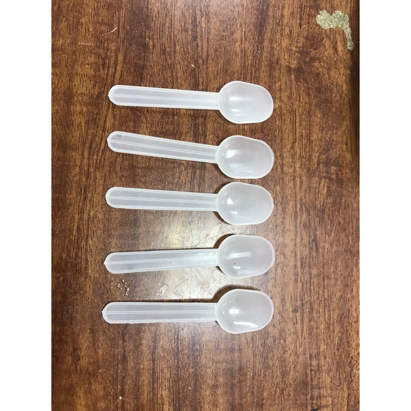 Bịch 500g thìa sữa chua dùng 1 lần