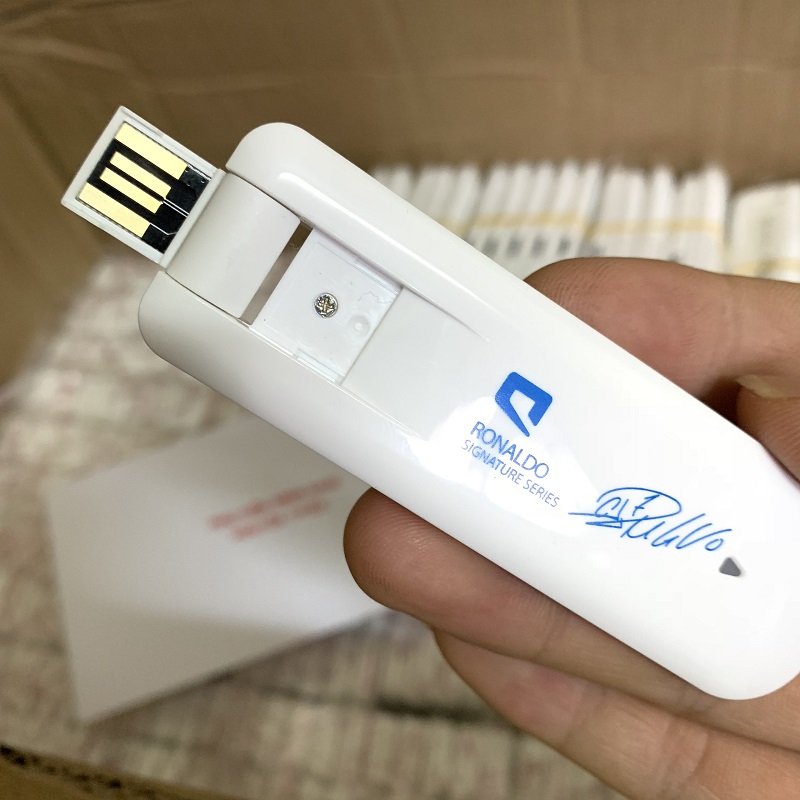 Thiết bị mạng internet không dây- USB 3G 1k3m kết nối internet từ sim 3G 4G chạy đa mạng