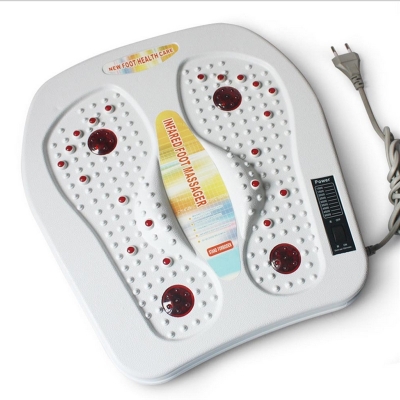 MASSAGE CHÂN HỒNG NGOẠI, tần suất rung cao giúp kích thích các huyệt đạo nơi lòng bàn chân vì chân là nơi tập trung hầu hết các đầu dây thần kinh, thư giãn sau ngày dài làm việc mệt mỏi