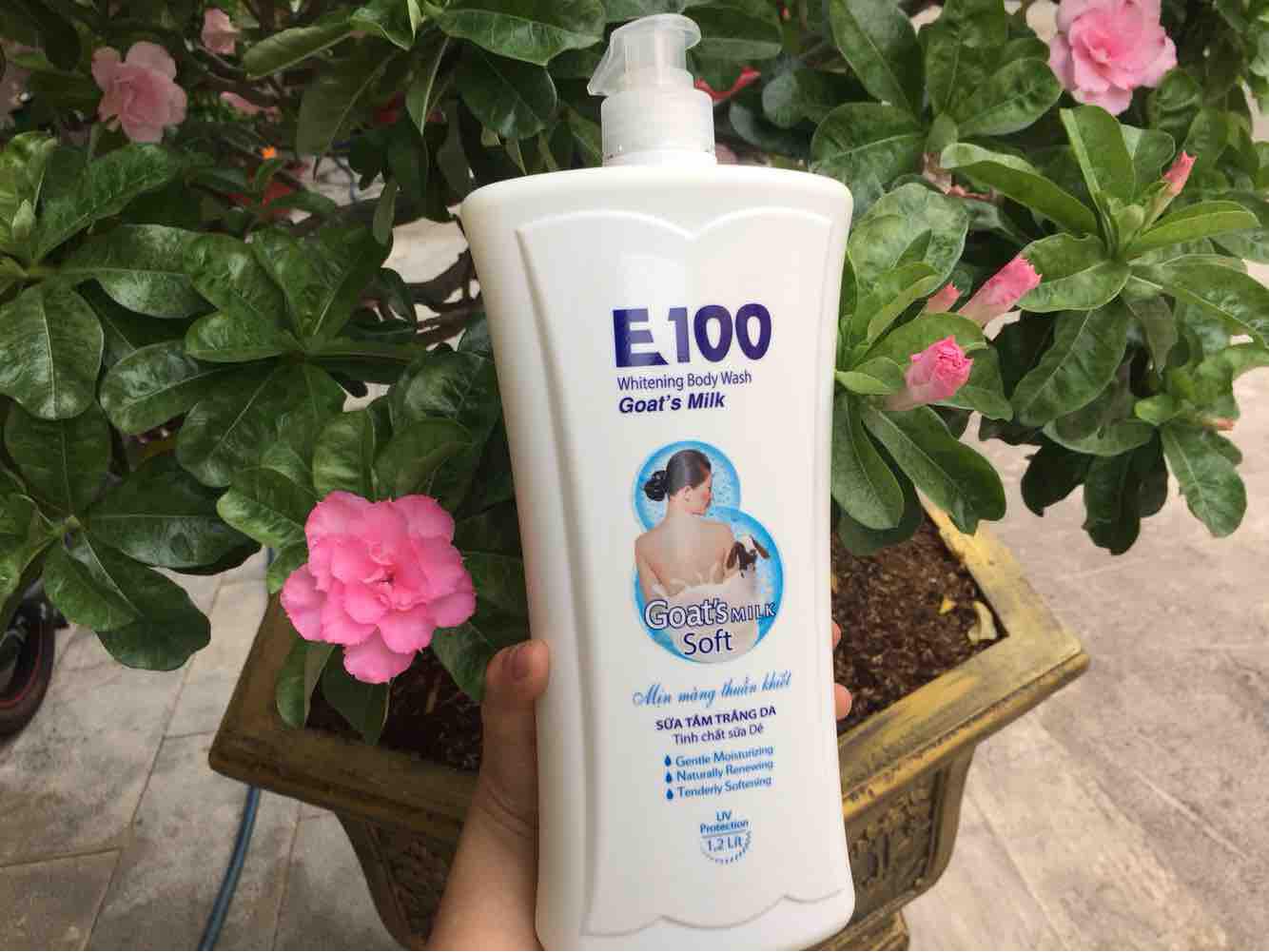 Sữa tắm Dê trắng da E 100 - 1200 ml chăm sóc da khô