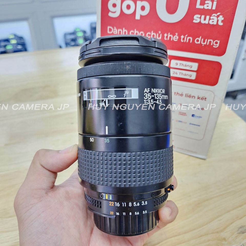 ỐNG KÍNH NIKON 35 135 AF . ZOOM ĐA DỤNG. CÓ MACRO CHỤP RẤT ĐẸP.
