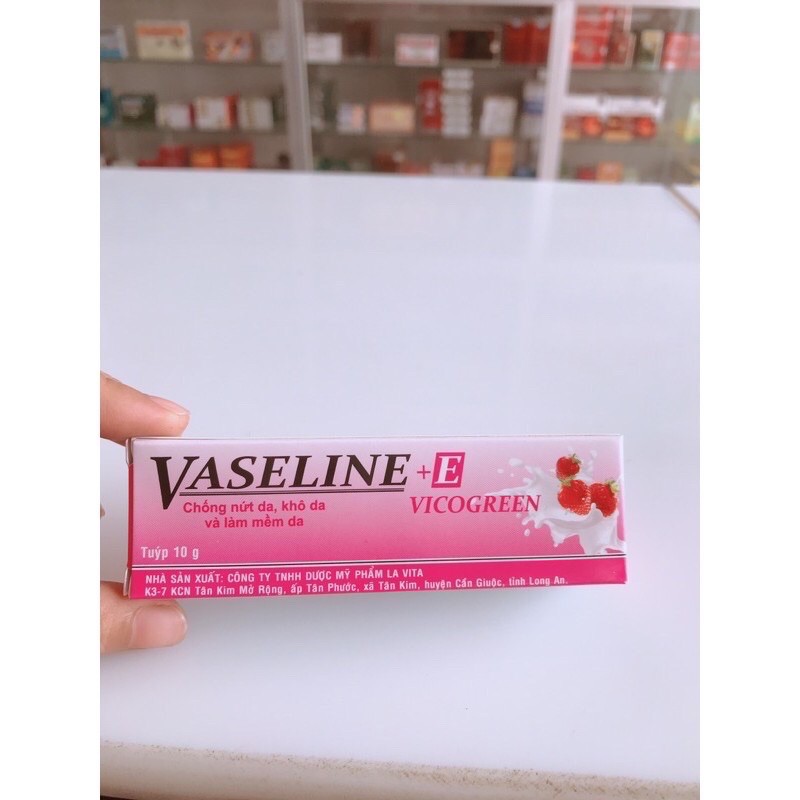 Dưỡng môi Vaseline E+ làm mềm mịn môi t/10gr