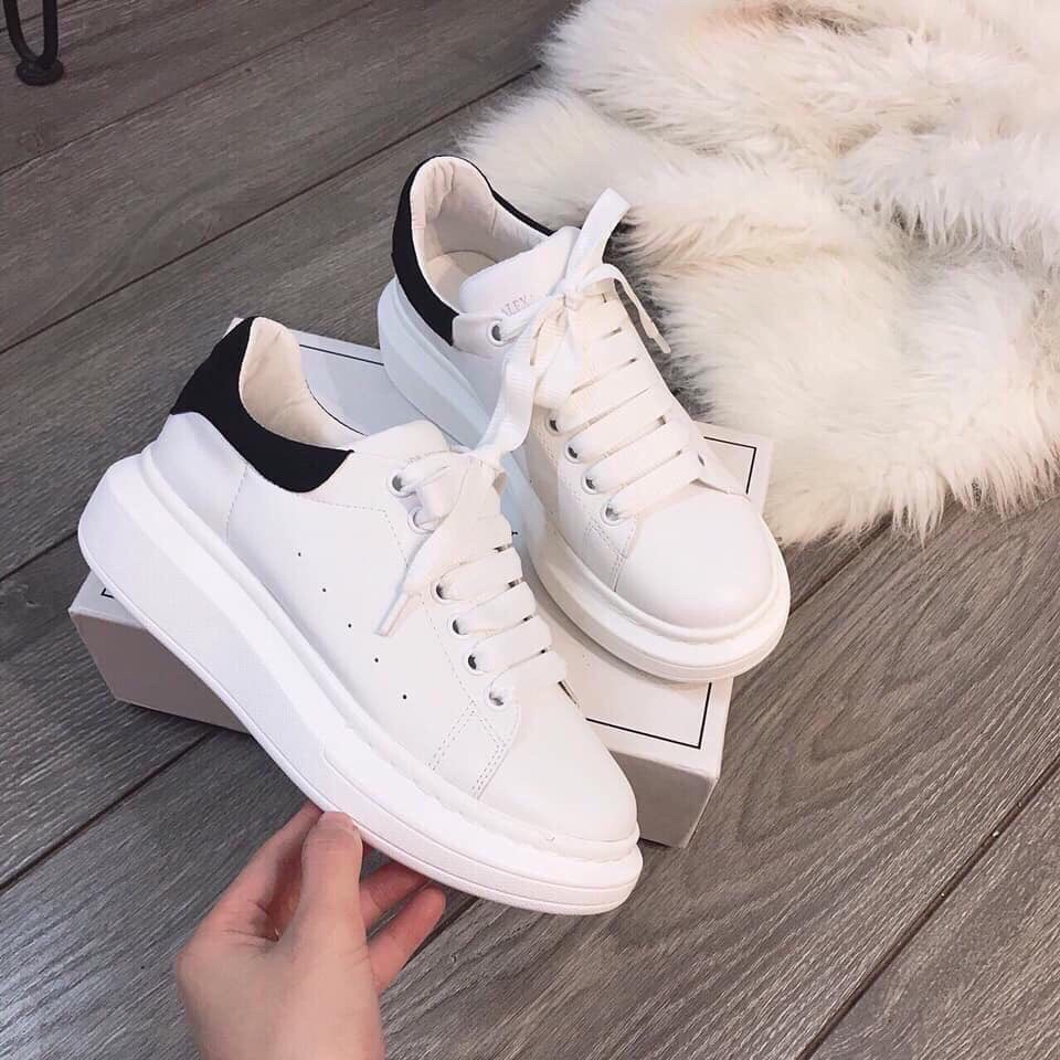 Giày thể thao nữ, giày sneaker Mc q gót đen nhung
