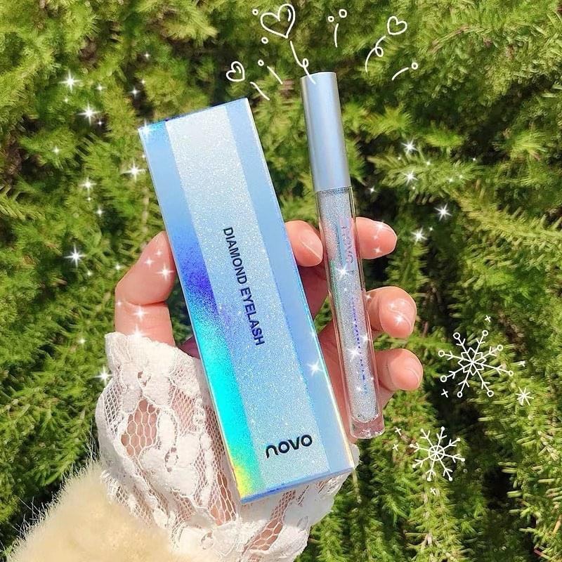 Mascara nhũ kim tuyến Novo