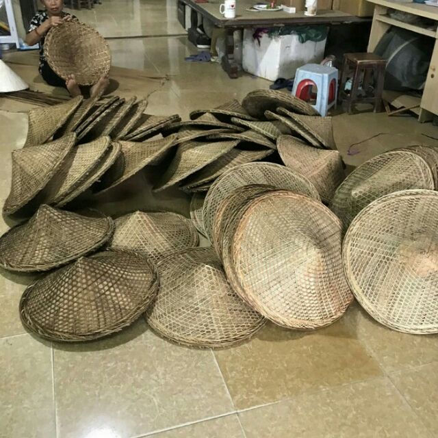 Nón lá đại hiệp tiếu lâm