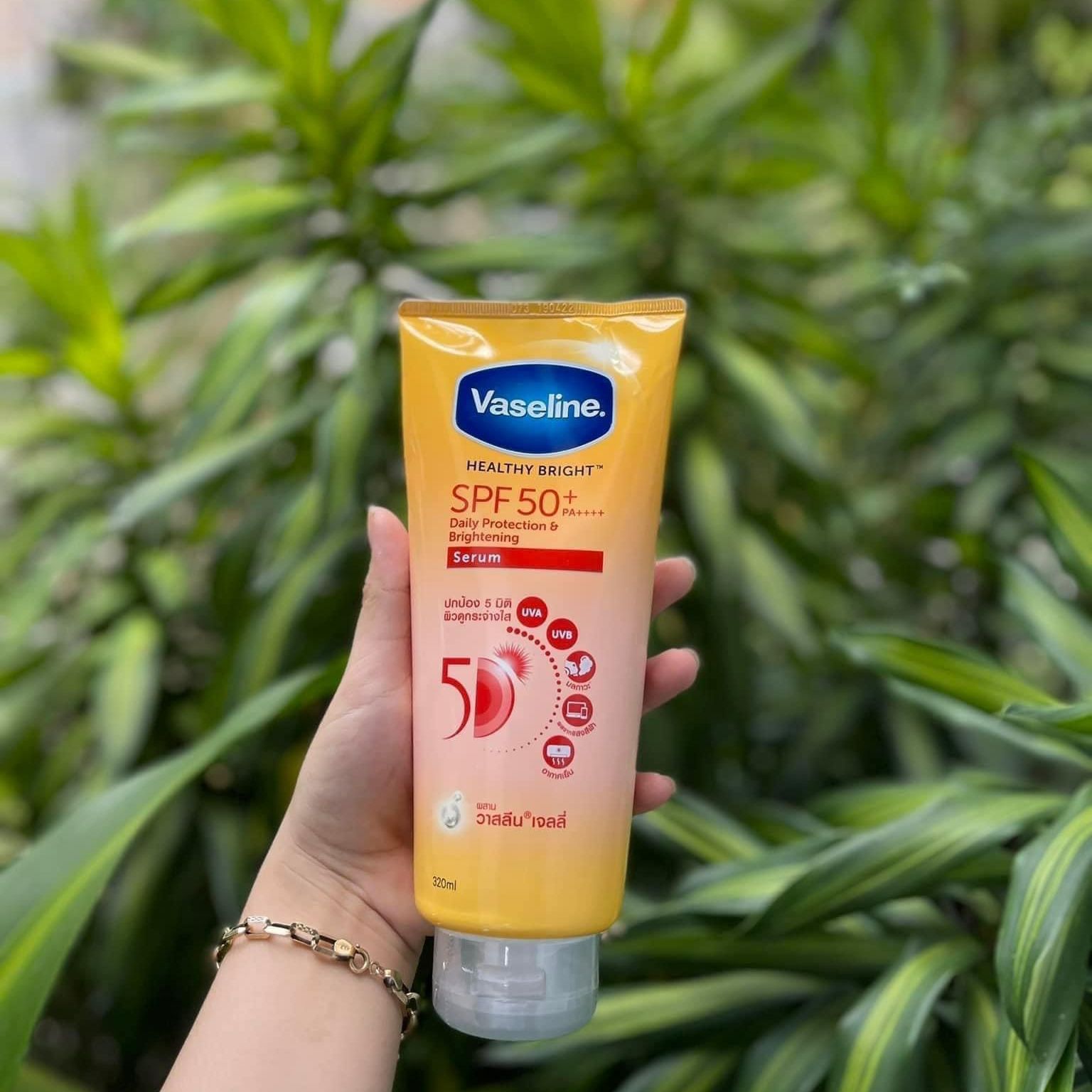 Dưỡng thể vaseline healthy bright serum 50x spf 50++
