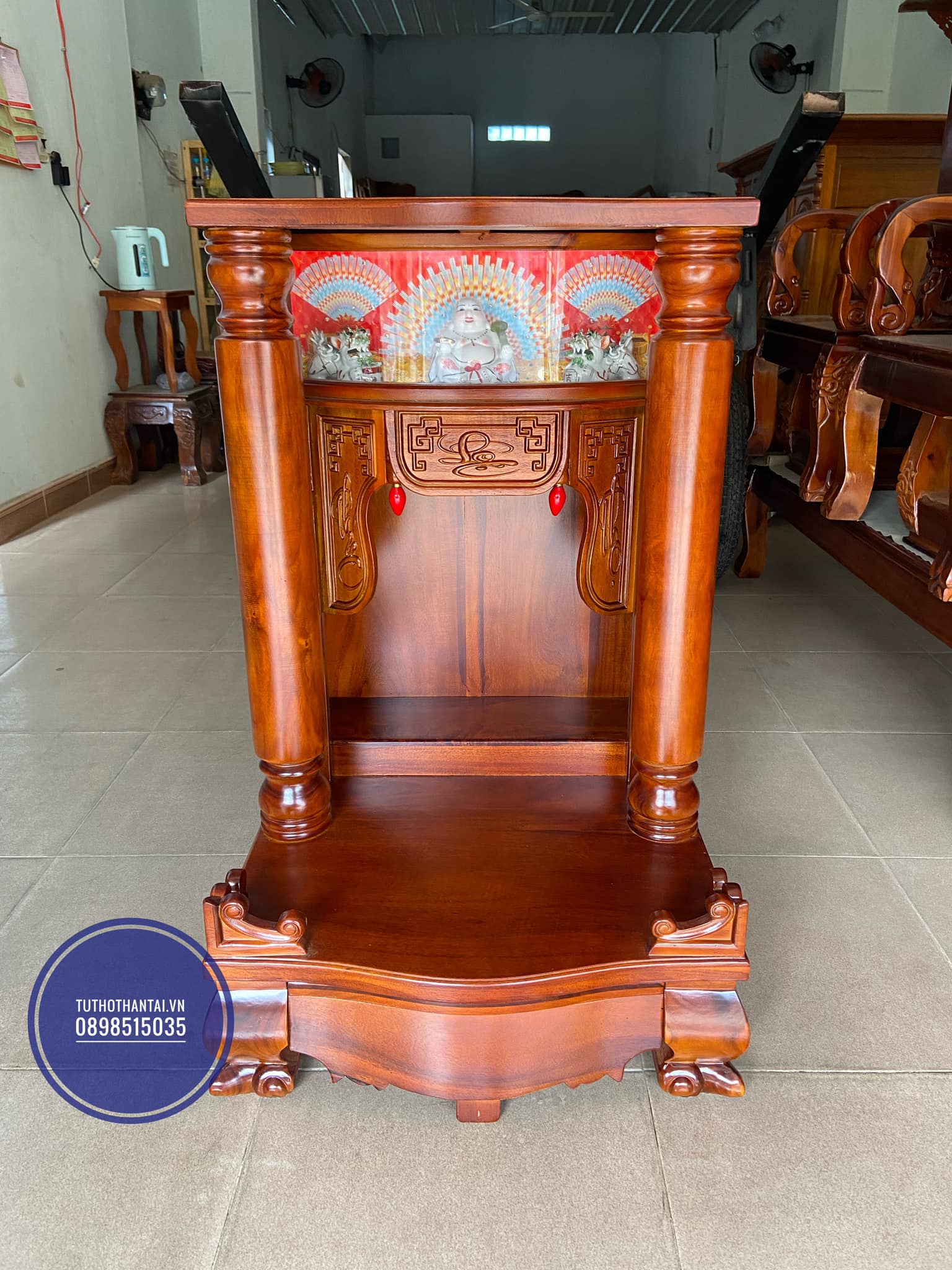 Bàn thờ thần tài có hộp đèn cột tròn trơn 60 x 60 x 98cm