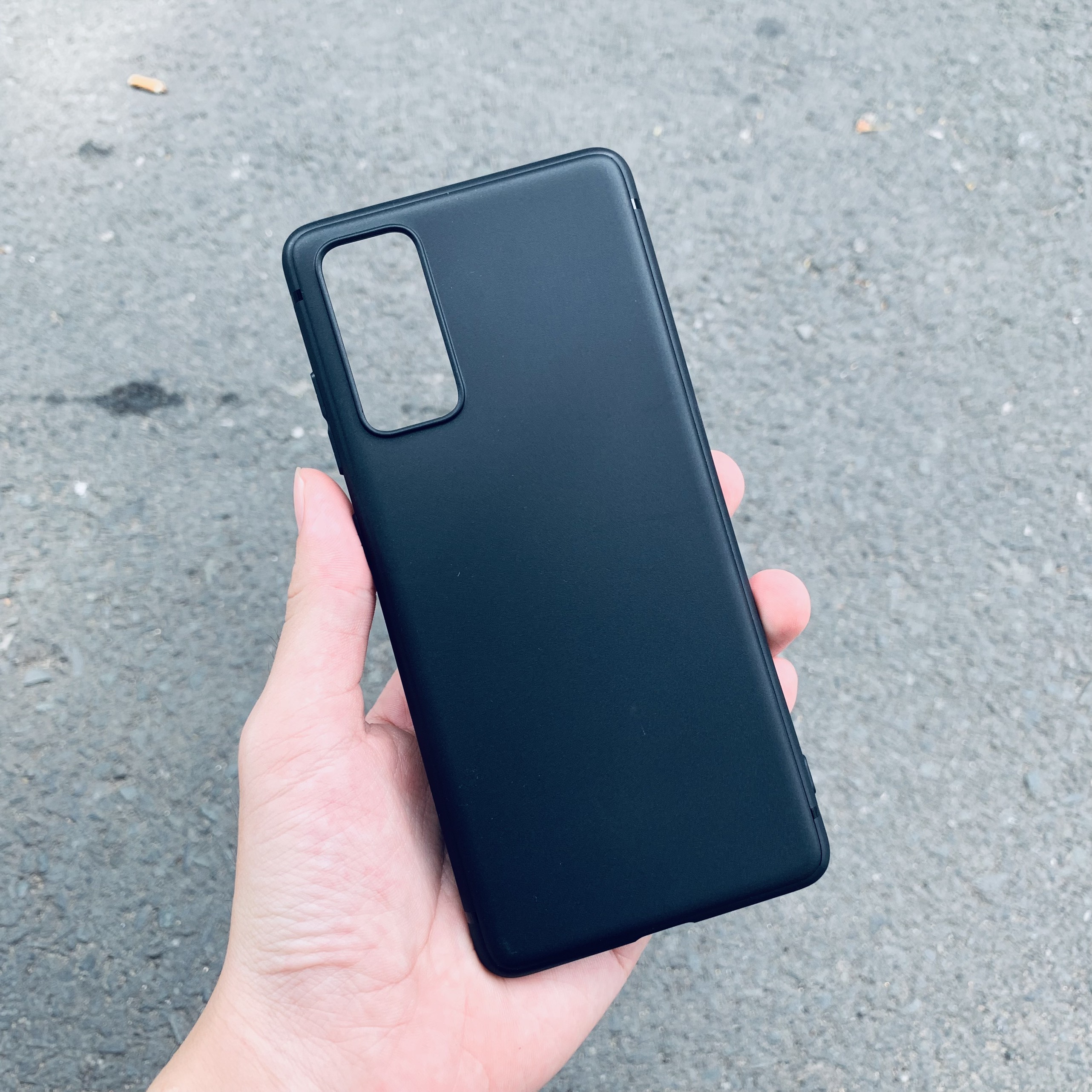 Ốp lưng samsung s20 fe tpu dẻo siêu mỏng ôm sát máy.