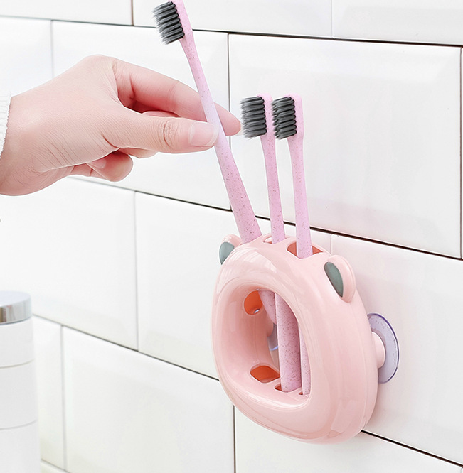 GIÁ TREO BÀN CHẢI ĐÁNH RĂNG HÌNH GẤU DÁN TƯỜNG SIÊU DÍNH - DỤNG CỤ DẮT BÀN CHẢI ĐÁNH RĂNG CHO BÉ, HỘP ĐỰNG BÀN CHẢI KEM ĐÁNH RĂNG NHIỀU NGĂN TIỆN LỢI