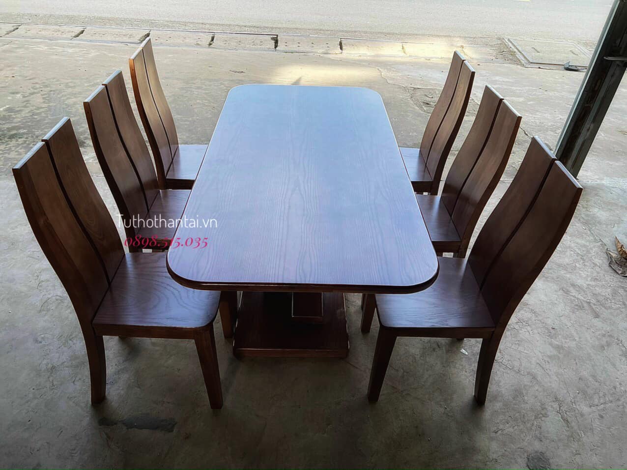 Bàn ăn gỗ sồi cao cấp vip