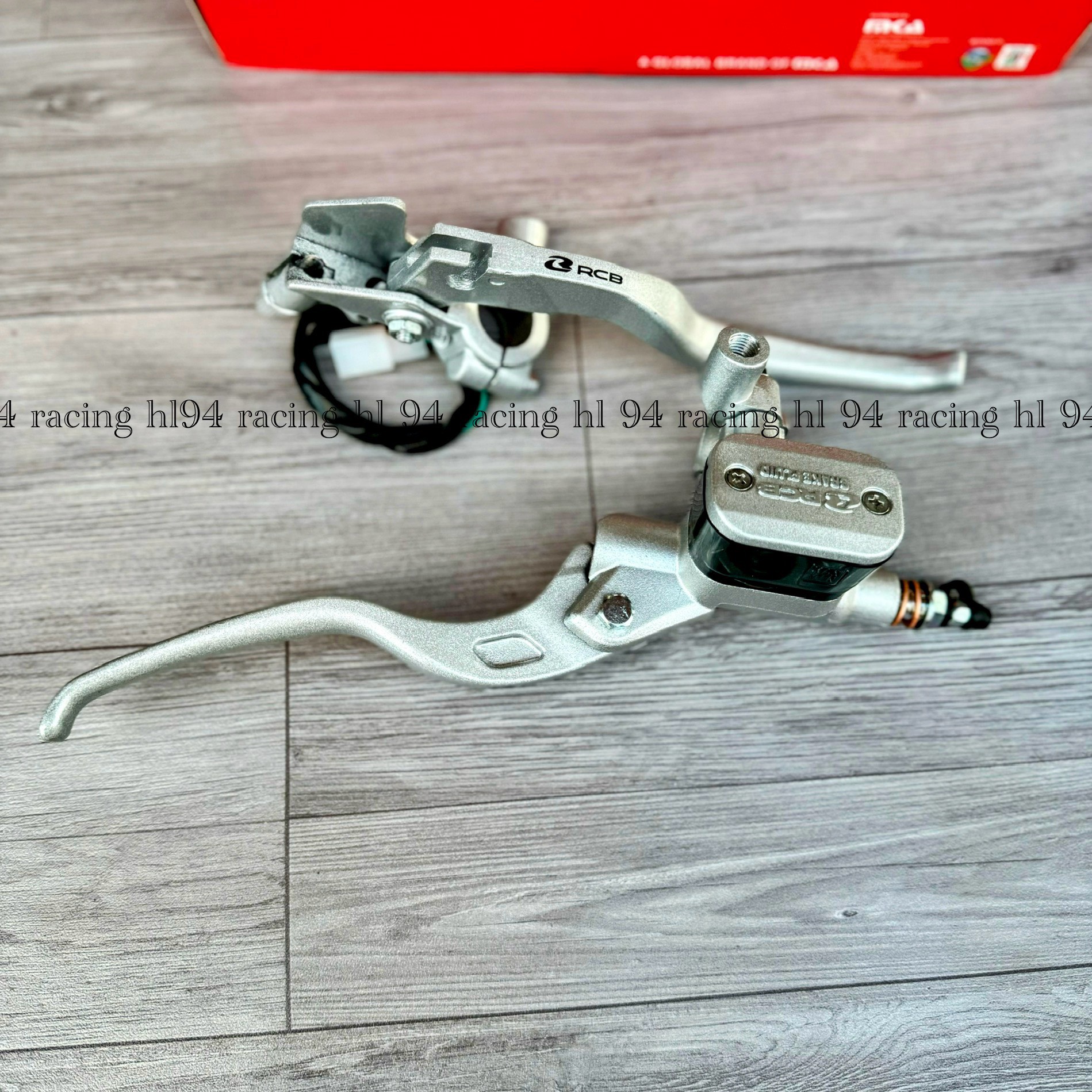 Cặp tay thắng rcb bình vuông màu bạc xi 2024 14mm