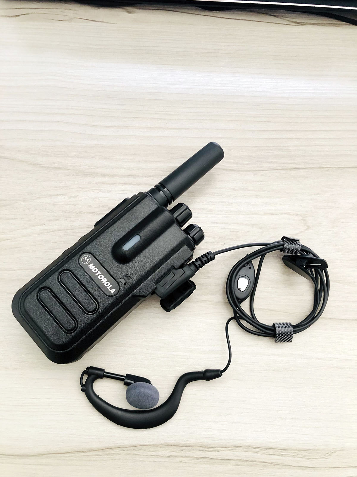 Tai nghe bộ đàm chuyên dụng Motorola Kenwood Icom Baofeng...