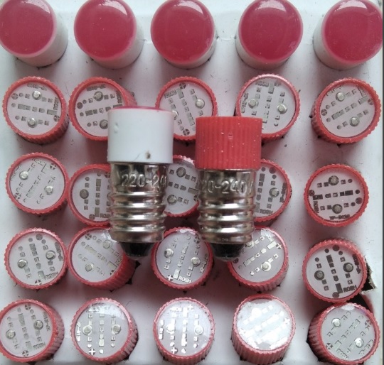 Bóng led 220vac đuôi xoáy 10mm e10 ánh sáng đỏ